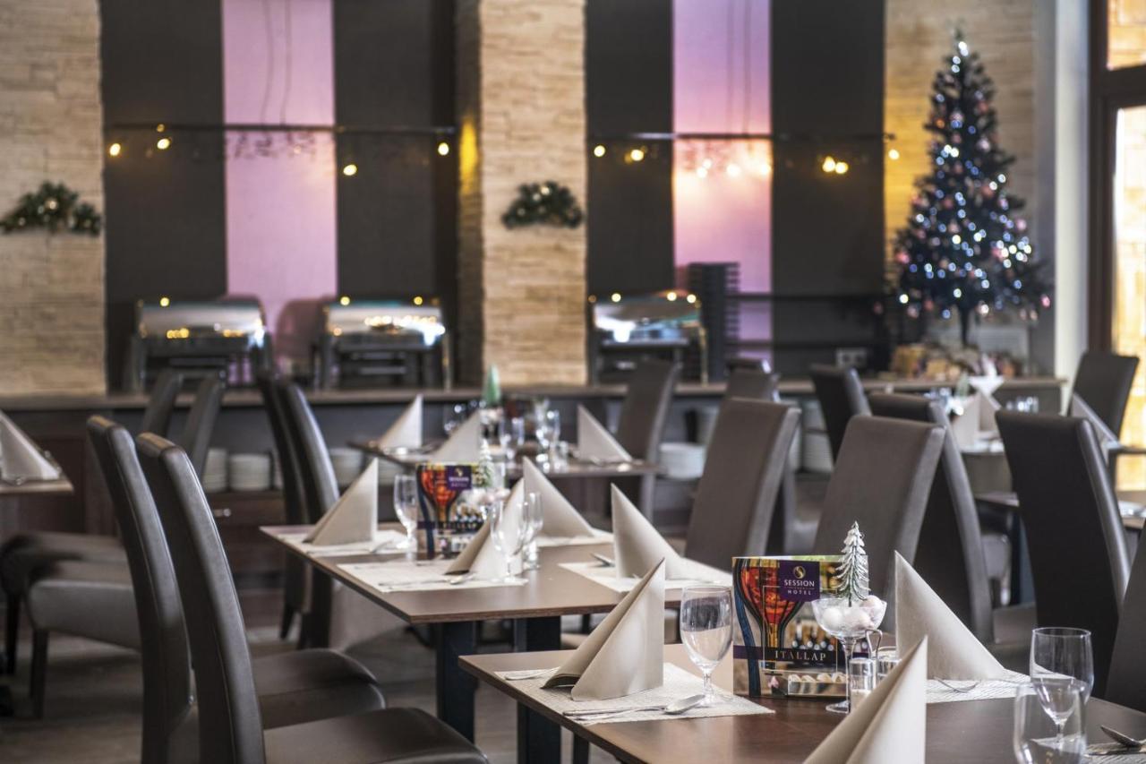Session Hotel Ráckeve Екстериор снимка