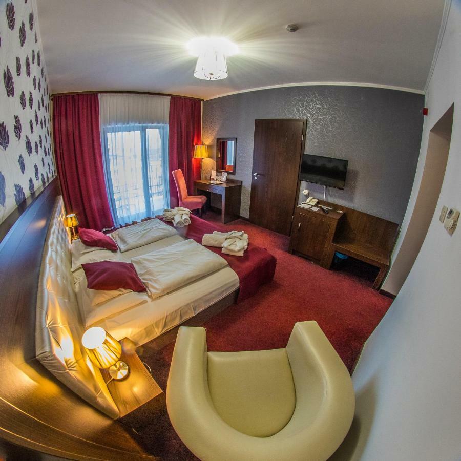 Session Hotel Ráckeve Екстериор снимка